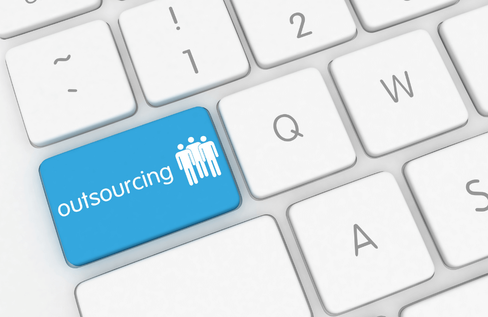 outsourcing vs offshoring pros and cons